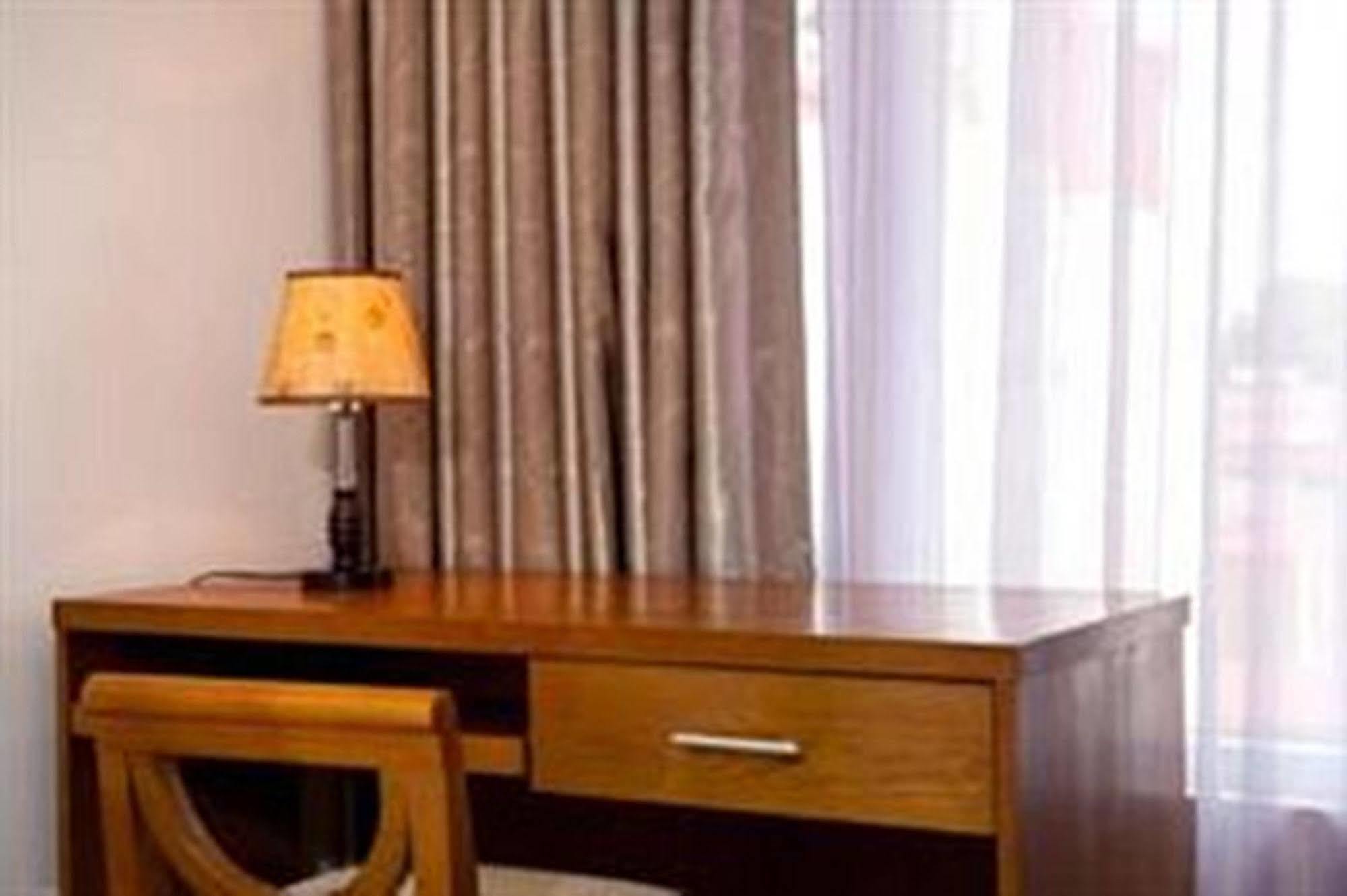 Lam Bao Long Hotel Huế Kültér fotó